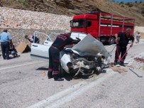 MUSTAFA ERDOĞAN - Konya'da Kamyonla Otomobil Çarpıştı Açıklaması 3 Ölü, 3 Yaralı