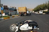 Şanlıurfa'da Trafik Kazası Açıklaması 1 Ölü, 1 Yaralı