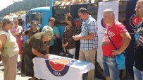 BOŞNAK - Sırbistan'da Yetim Ve İhtiyaç Sahibi Ailelere Yakacak Desteği