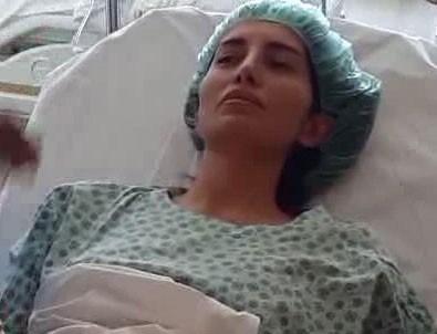 Başak Sayan'dan ameliyat videosu