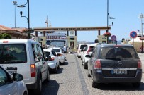 Bayramda Çanakkale Boğazından 77 Bin Araç Geçti