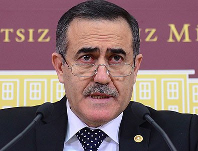 İhsan Özkes'den istifa açıklaması