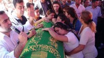 GÜRSEL TEKİN - Suruç'ta Hayatını Kaybeden Boyraz'ın Cenazesi Toprağa Verildi