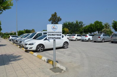 İskenderun'da Ücretsiz Otopark Alanı