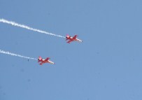 TÜRK YILDIZLARI - Yozgat'ta Türk Yıldızlarının Hazırlık Gösterileri İlgi İle İzlendi