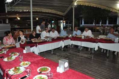 Yüzbaşı Sadık Tatar'a Veda Yemeği