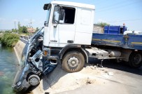 MAHMUT ASLAN - Antalya'da Trafik Kazası Açıklaması 6 Yaralı