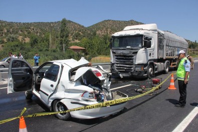 Çorum'da Trafik Kazası Açıklaması 2 Ölü, 1 Yaralı