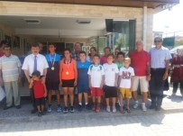 TENİS KULÜBÜ - Kortta Yalova Rüzgarı