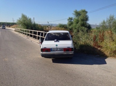 Otomobil Köprüye Çarptı Açıklaması 1 Yaralı