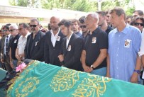 Ünlü İşletmeci Ve Oğlu Son Yolculuğuna Uğurlandı