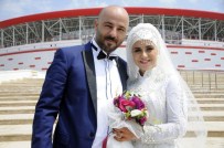 DERYA KADıOĞLU - Fanatik Gelin Ve Damat