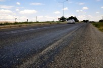 KAYGAN ZEMİN - Kırşehir'de Sıcak Hava