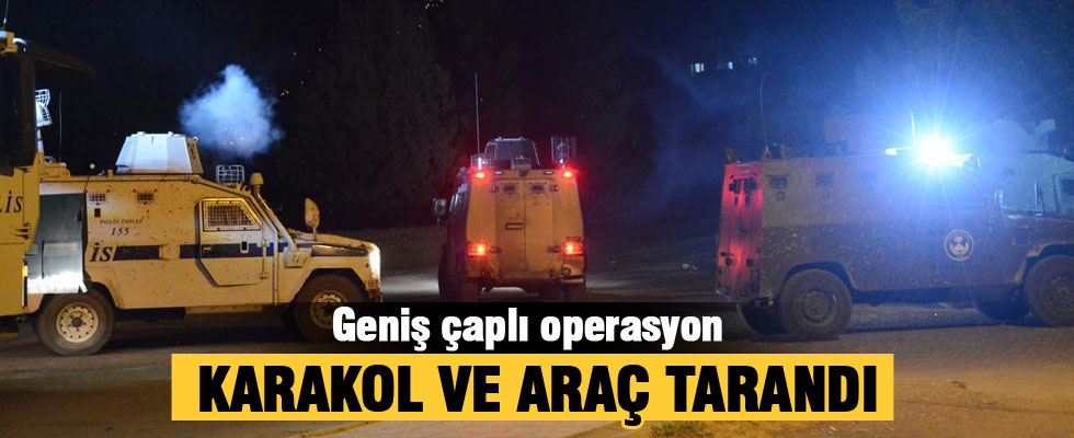 Polis karakolu ve polis aracı tarandı