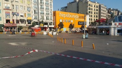 Taksim'de Şüpheli Çanta Paniği