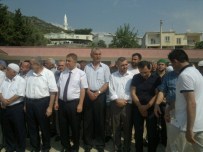 CENGIZ CANTÜRK - Hamdi Mert Bozyazı'da Toprağa Verildi