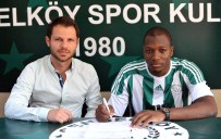 ÇENGELKÖY - Moussa Sow'un Kardeşi, Çengelköyspor İle Sözleşme İmzaladı