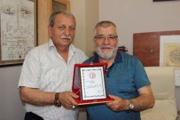 SÜLEYMAN AYGÜN - Verem Savaş Derneği'nden Hayırsever İş Adamlarına Plaket
