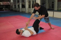 BRUCE LEE - Alman Jeet Kune Do Hocası Seng Safranbolu'da