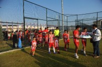 Antalyasporlu Miniklerden Ağabeylerine Hoş Geldin Pastası