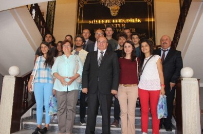 Başarıya Vali Babadan Tablet