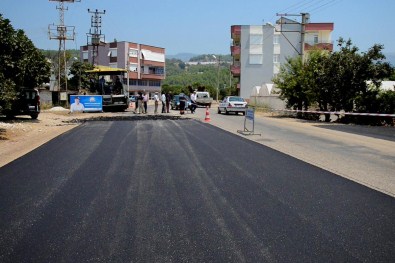 Beykonak Mahallesi'ne Sıcak Asfalt