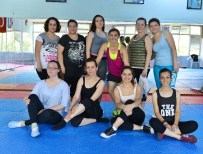 CELAL ATIK - İzmir'de 'Aile Boyu' Spor