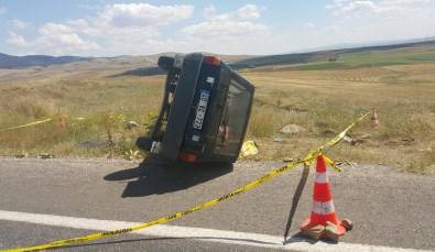 Lastiği Patlayan Otomobil Devrildi Açıklaması 1 Ölü, 5 Yaralı