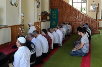 Süleyman Demirel İçin Mevlid Okutuldu