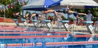 KURBAĞA - Yüzme Şenliklerinde Genç Sporcular Kulaç Attı
