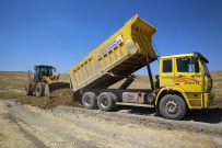 KARAGEDIK - Gölbaşı'nda Yol Çalışması