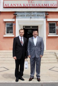 Litvanya'nın Ankara Büyükelçisi Bruzga Alanya'da