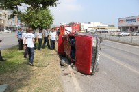 KİRAZLIK MAHALLESİ - Otomobil Takla Attı Açıklaması 1 Yaralı