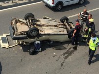 YARıMCA - Taklalar Atan Araçtan 5 Kişi Sağ Çıktı