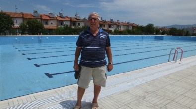 Burhaniye'de Orjan Tatil Sitesine Olimpik Havuz