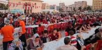 İBRAHIM COŞKUN - Haliliye Belediyesi'nin İftar Ve Sahur Sofrası Dolu Dolu Geçiyor
