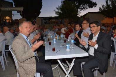 Şehzadeler İftar Sofrası Karayenice'de Kuruldu