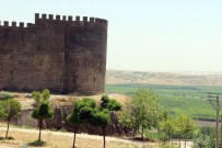 TURİST KAFİLESİ - Diyarbakır'da UNESCO Mutluluğu