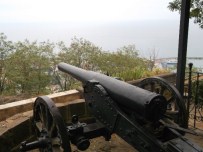 SES BOMBASI - Ramazan Topu Gözünü Çıkardı