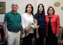 PAMUKÇU - Şahin, TEOG Sınavı Birincilerini Ziyaret Etti