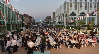 Yeni Vekil İlk Konserini Mamak'ta Verdi