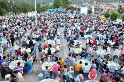 Akşehir'de 731 Yıl Sonra Nasreddin Hoca İle İftar Coşkusu