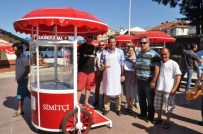 YAKIN TAKİP - Ayvalık Belediyesi Simit Arabalarına Standart Getirdi