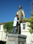 GÜNEŞ IŞIĞI - Boğazlıyan Atatürk Anıtı'nda Bakım Çalışması