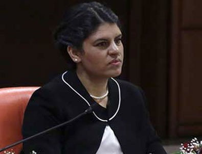 HDP'nin Meclis Başkan vekili adayı Erol Dora