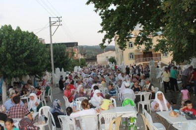 Karaçakal Yörüklerinin İftarı Binlerce Kişiyi Buluşturdu