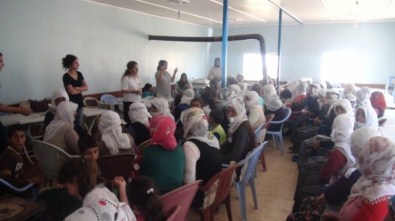 Özalp'ta Kadın Sağlığı Ve Hijyen Eğitimi Toplantısı Yapıldı