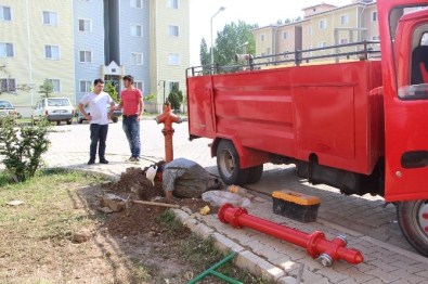 Yangın Vanaları Kontrolden Geçiriliyor