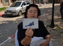 1977 - Yunan Kadının 38 Yıldır Kayıp Olan Oğlu Türkiye'de Mi ?