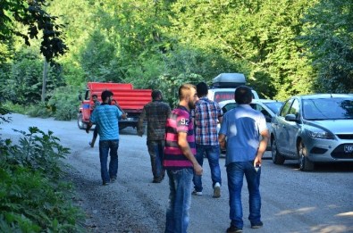 1 Saat Göçükte Kaldı, Ambulansa Binmek İstemedi